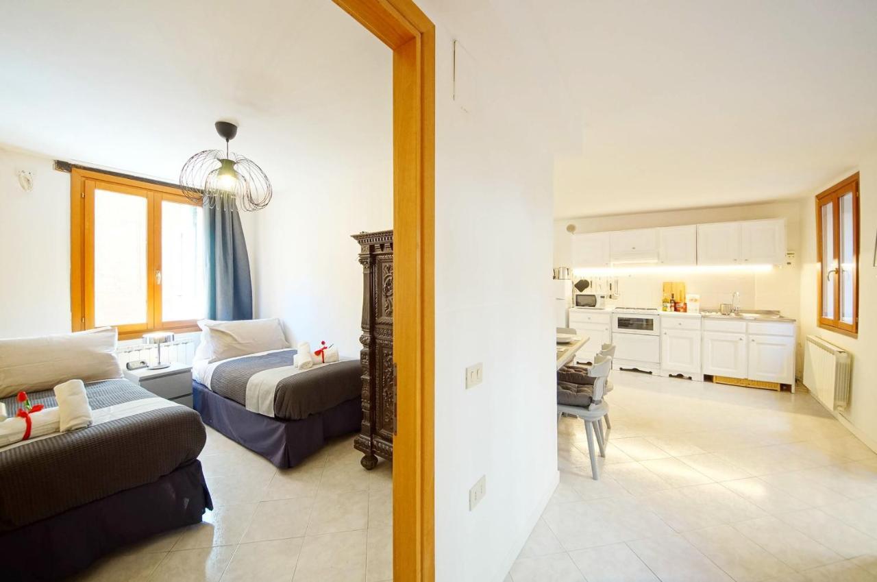 Gondola View Apartment Venecia Exterior foto