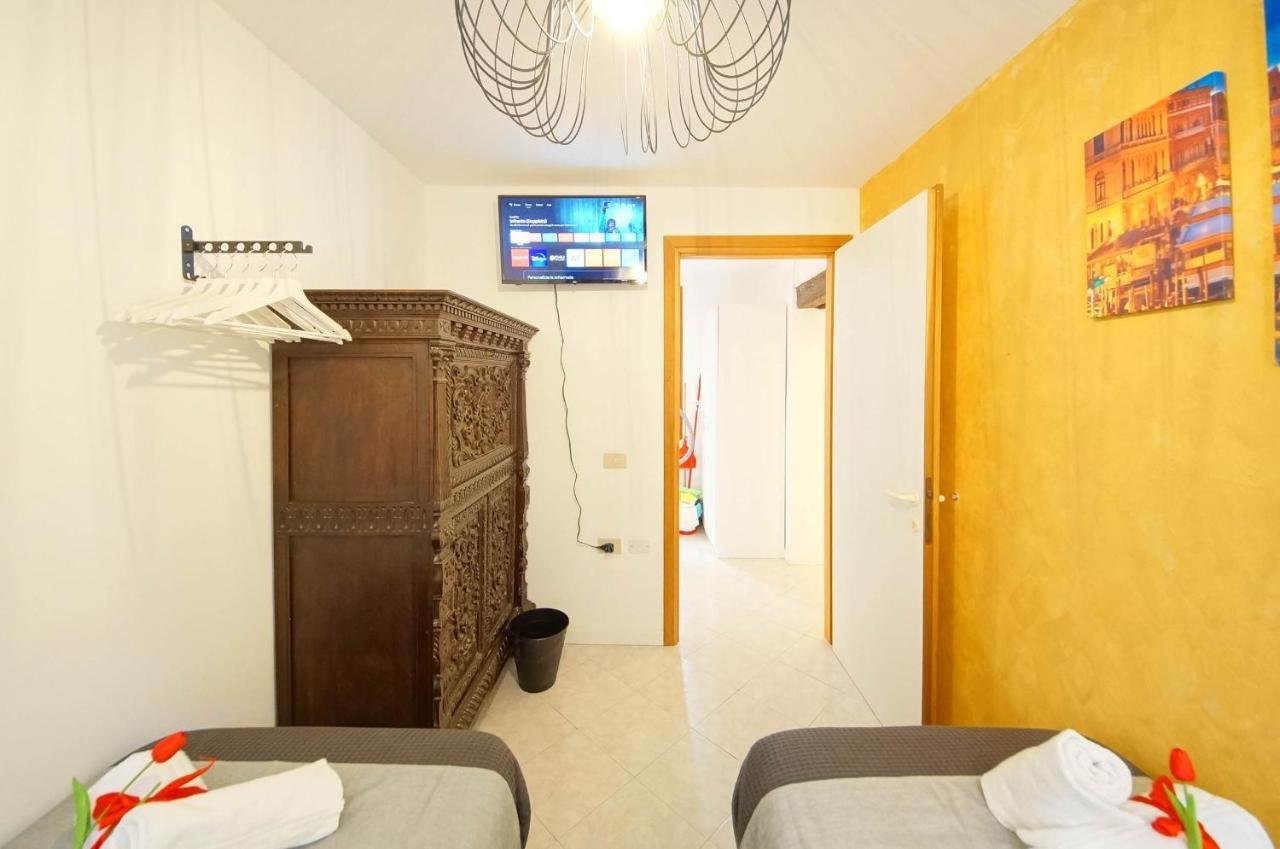 Gondola View Apartment Venecia Exterior foto